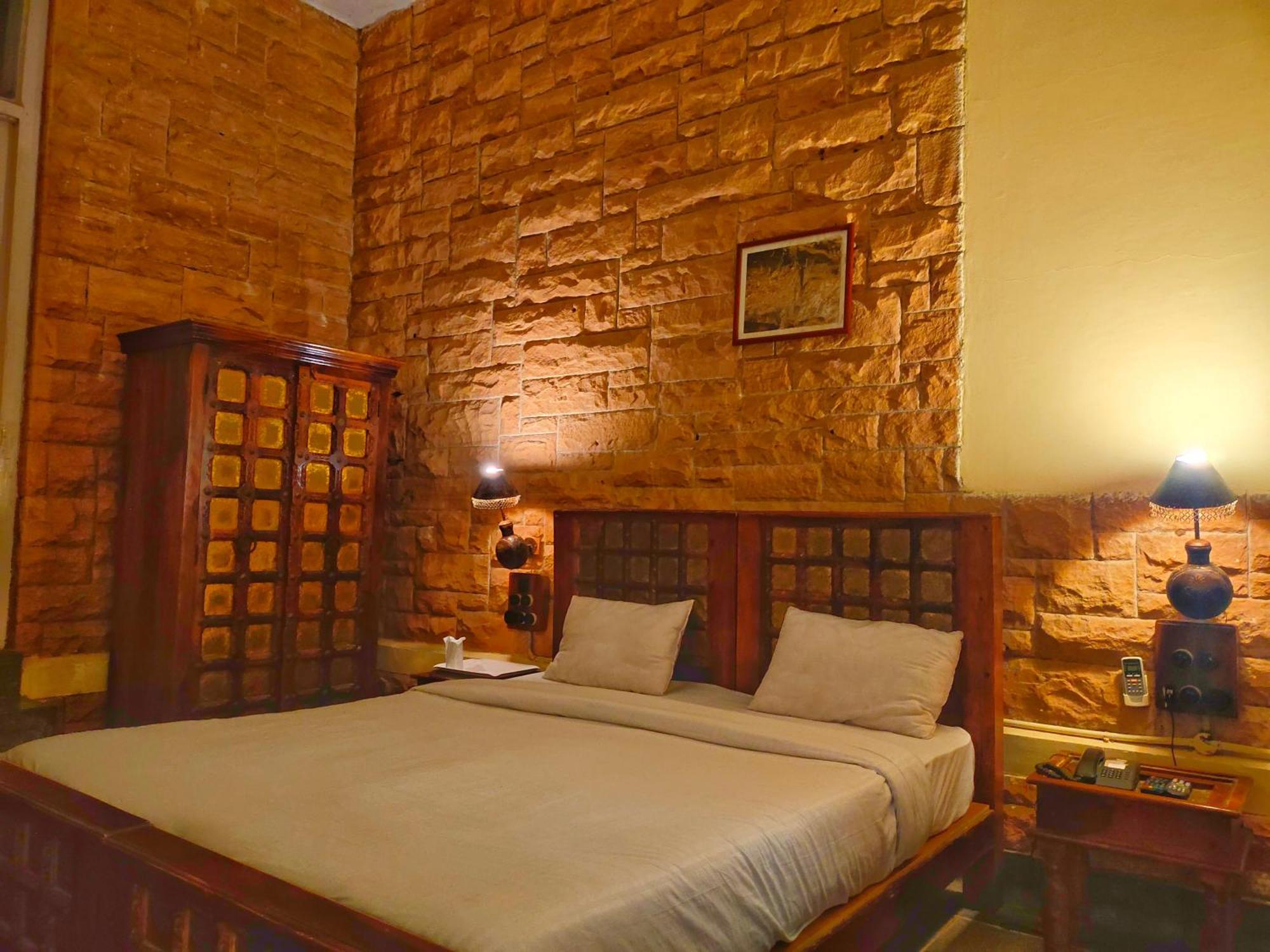 Sisodia Hotel & Resorts Джодхпур Экстерьер фото