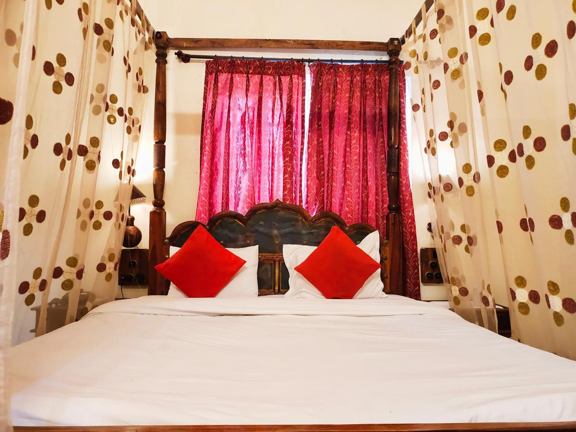 Sisodia Hotel & Resorts Джодхпур Экстерьер фото