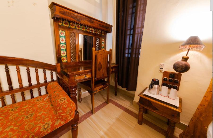 Sisodia Hotel & Resorts Джодхпур Экстерьер фото