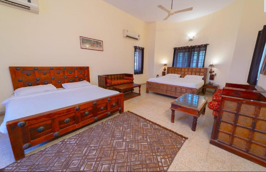 Sisodia Hotel & Resorts Джодхпур Экстерьер фото